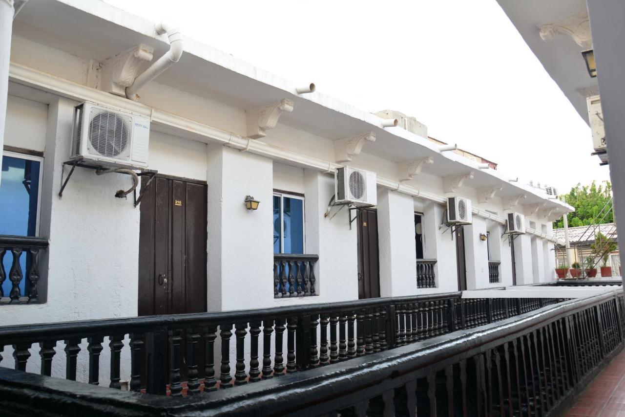 Hotel Andalucia Inn سانتا مارتا المظهر الخارجي الصورة